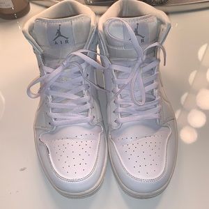 AIR JORDAN 1 MID 'WHITE COOL GREY'